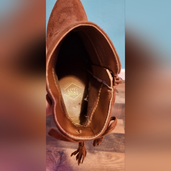 Sz 2 True Craft Girls Booties - Picture 4 of 7